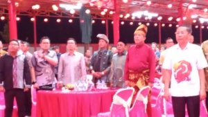 Utusan Dari 17 Suku Hadir Pada Silaturahmi Kebangsaan Malam Keakraban dalam Rangka HUT RI Ke 81 Di Klenteng Hock Liong Kiong