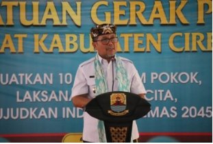 Bupati Imron Dorong PKK Jadi Penggerak Kolaborasi Pembangunan Menuju Indonesia Emas 2045 Bupati Imron Dorong PKK Jadi Penggerak Kolaborasi Pembangunan Menuju Indonesia Emas 2045