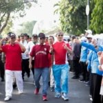 Gerak Jalan Kerukunan, Bupati Imron Ajak Warga Cirebon Merawat Kebersamaan ala Para Wali
