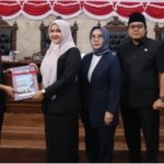 Ketua DPRD Kab. Cirebon Pimpin Rapat Paripurna Perubahan KUA-PPAS 2026, Bupati Imron Sampaikan Rancangan Anggaran