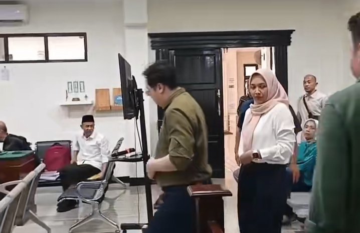 Bupati Gusril Tidak Pernah Bertemu dengan Yasman Bersama Dian, Media Jangan Menggiring Opini Liar Bupati Gusril Tidak Pernah Bertemu dengan Yasman Bersama Dian, Media Jangan Menggiring Opini Liar