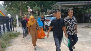puluhan Simpatisan, Roki Herpanda Daftar Bakal Calon Kades RTB