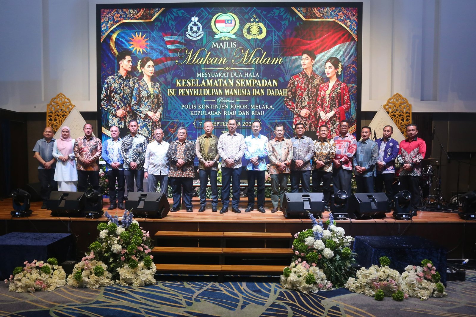Polda Kepri dan PDRM Malaysia Sepakati 12 Langkah Strategis Berantas TPPO dan Narkoba Lintas Batas Polda Kepri dan PDRM Malaysia Sepakati 12 Langkah Strategis Berantas TPPO dan Narkoba Lintas Batas