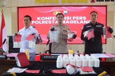 Tiga Tersangka Pengedar Narkoba Jenis Sabu 4 Gram di Magelang Berhasil Diamankan Polisi