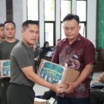 Peringati HUT Ke-81 TNI, Pangdam XIX/Tuanku Tambusai Tinjau Langsung Donor Darah dan Pengobatan Gratis