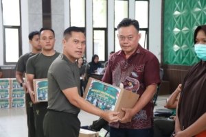 Peringati HUT Ke-81 TNI, Pangdam XIX/Tuanku Tambusai Tinjau Langsung Donor Darah dan Pengobatan Gratis