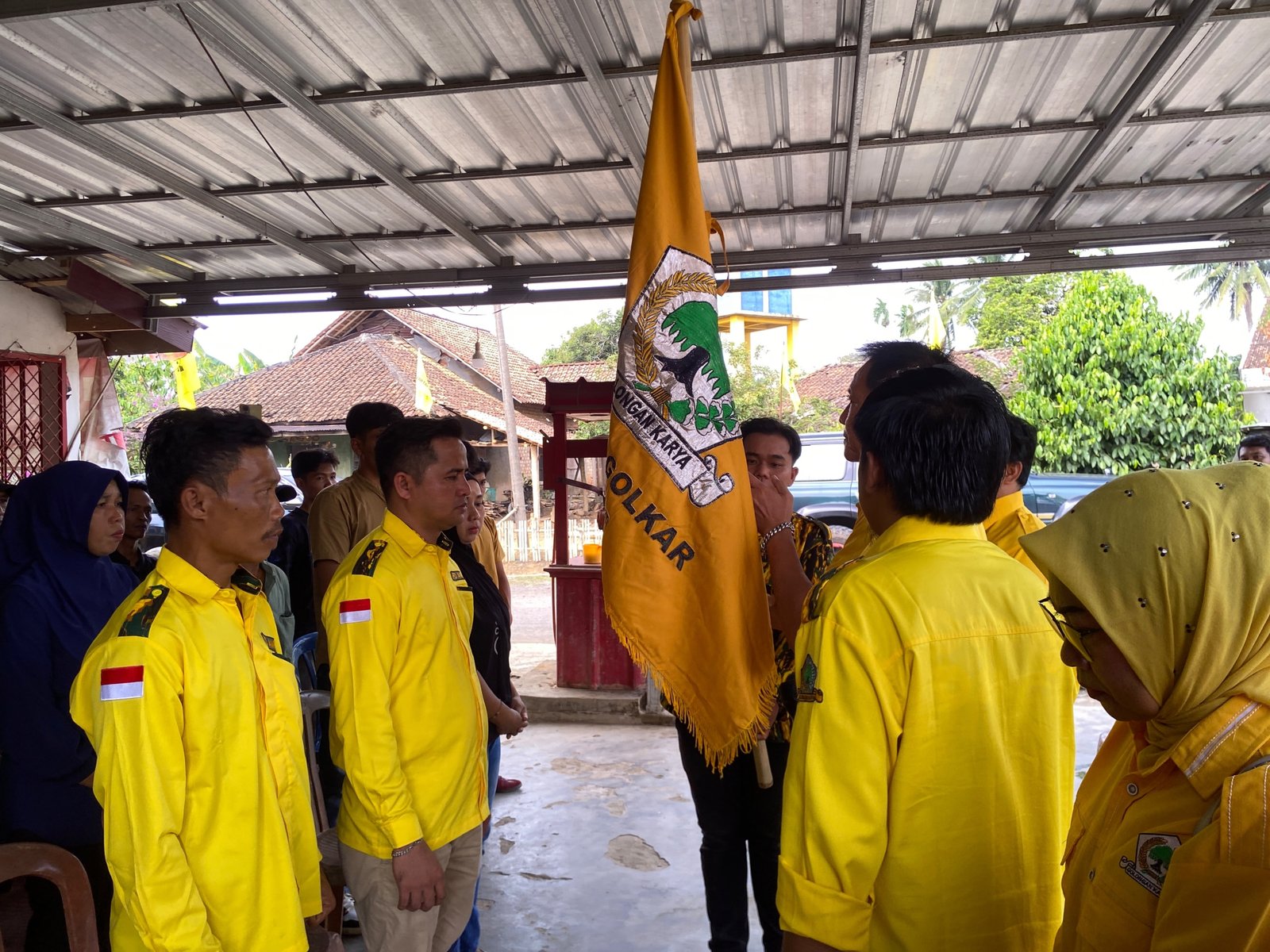 Dr Darlian Pone Lantik Citra Dianto Sebagai Ketua PK Partai Golkar Umpu Semenguk, Dilanjutkan Gerakan Lampung Menanam Dr Darlian Pone Lantik Citra Dianto Sebagai Ketua PK Partai Golkar Umpu Semenguk, Dilanjutkan Gerakan Lampung Menanam