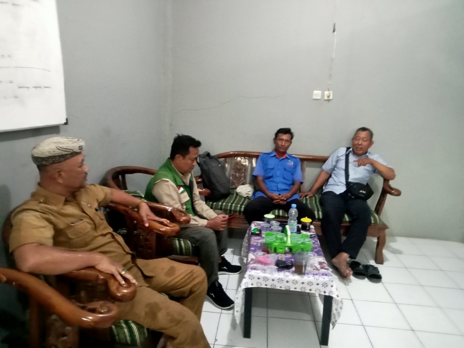 Diduga Ingkar Janji, Bos Tarub Cirebon Ancam Lapor Bupati Imron Soal Tunggakan Rp7 Juta Dinas Pertanian