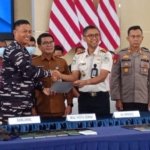 Gabungan Tim TNI AL Amankan Speed Boat Berisi PMI Non-Prosedural Dan WNA Bangladesh Di Dumai