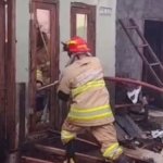 Rumah Warga di Desa Cikeduk Ludes Dilalap Api, Damkar Cirebon: Waspadai Arus Listrik Saat Rumah Kosong