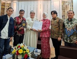 DPRD Kabupaten Cirebon Salurkan Delapan Aspirasi Mahasiswa UMC ke DPR RI