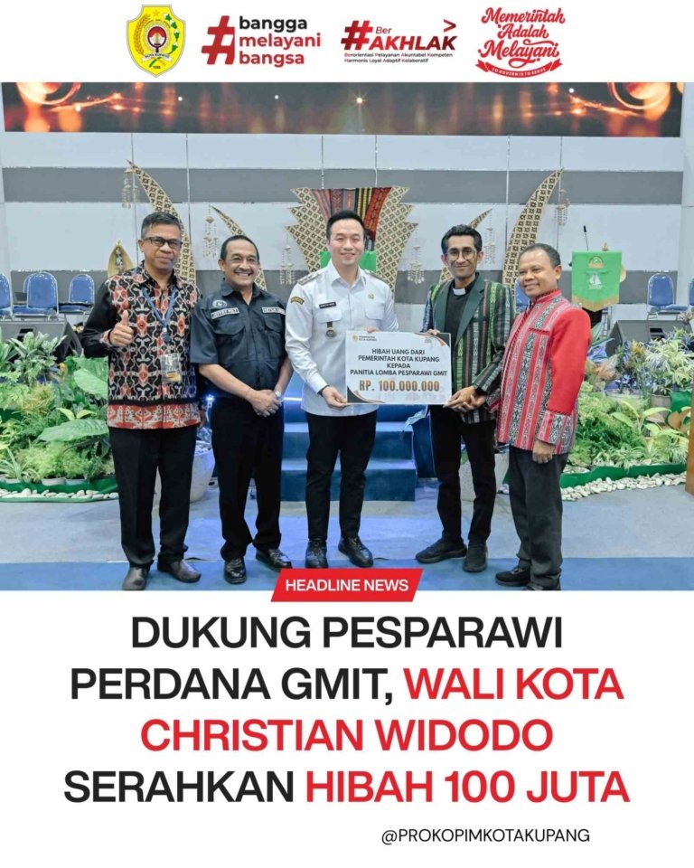 Dukung Pesparawi Perdana GMIT, Wali Kota Christian Widodo Serahkan Hibah 100 Juta