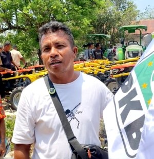 Petani di Rote Ndao Serukan Usman Husin Harga Mati