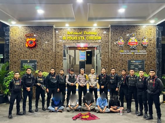 Raimas Macan Kumbang 852 Polresta Cirebon Gagalkan Tawuran di Winong, Lima Pelajar Diamankan
