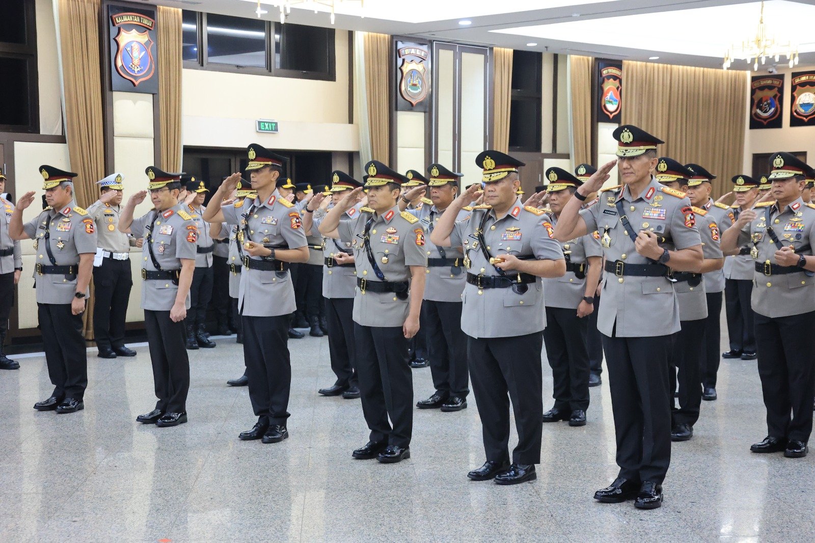 Irjen Pol Suhendri Resmi Jadi Kapolda Kepri, Asep Safrudin Jadi Kabareskrim Polri