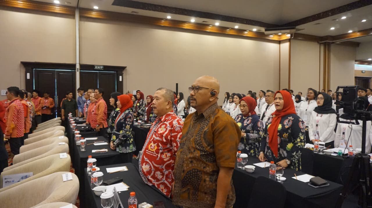 PP INI Gelar UKEN di Solo: Tegaskan Wadah Tunggal dan Rangkul Ratusan Peserta demi Profesionalitas Notaris PP INI Gelar UKEN di Solo: Tegaskan Wadah Tunggal dan Rangkul Ratusan Peserta demi Profesionalitas Notaris