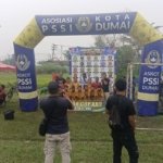 Insan Pers Berikan Apresiasi dan Ikut Serahkan Medali di Turnamen Teduh Cup ke22 tgl16-18 Oktober 2026 Kota Dumai