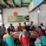 Sukseskan Program 100 Hari Kapolri, Kapolres Rohul Pererat Silaturahmi Bersama Masyarakat Sambil Ngopi di Warung Pinggir Jalan