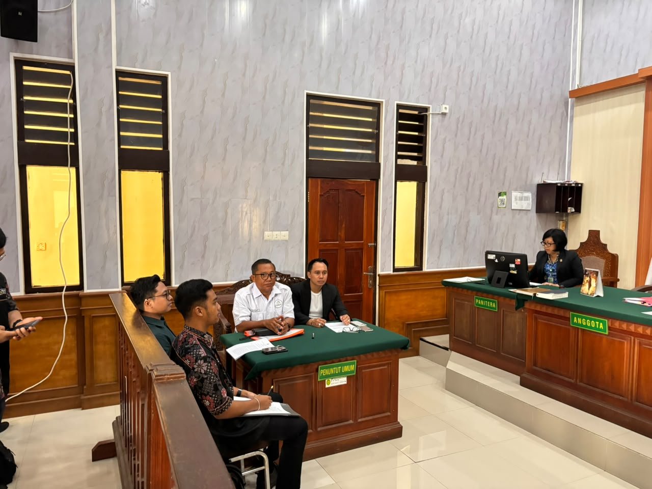 Kuasa Hukum : I Made Daging Bukan Menghindari Hukum, tetapi Menuntut Kepastian Hukum Kuasa Hukum : I Made Daging Bukan Menghindari Hukum, tetapi Menuntut Kepastian Hukum