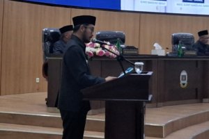 Jeje Ritchie Ismail Setujui Dua Raperda, Transportasi dan Aset Bandung Barat Disorot
