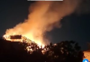 Lantai 4 Ponpes Ciwaringin Cirebon Terbakar, Hanguskan Barang-Barang Santri