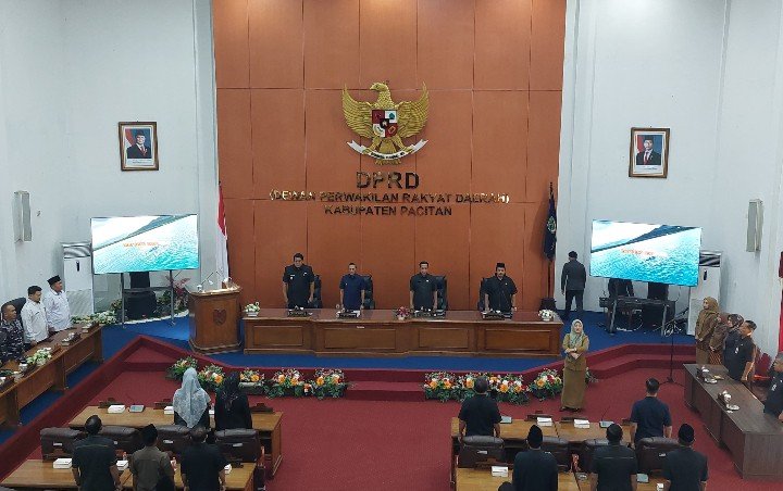 Bupati Pacitan Sampaikan Nota Keuangan APBD 2027, Penyesuaian Alokasi Transfer Pusat Jadi Perhatian Bupati Pacitan Sampaikan Nota Keuangan APBD 2027, Penyesuaian Alokasi Transfer Pusat Jadi Perhatian