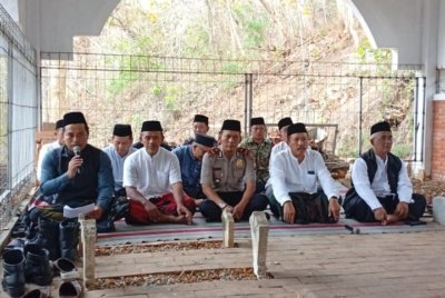 Staf Ahli Prayitno Wakili Pemkab Pacitan dalam Ziarah dan Doa Bersama Peringati Hari Santri 2026