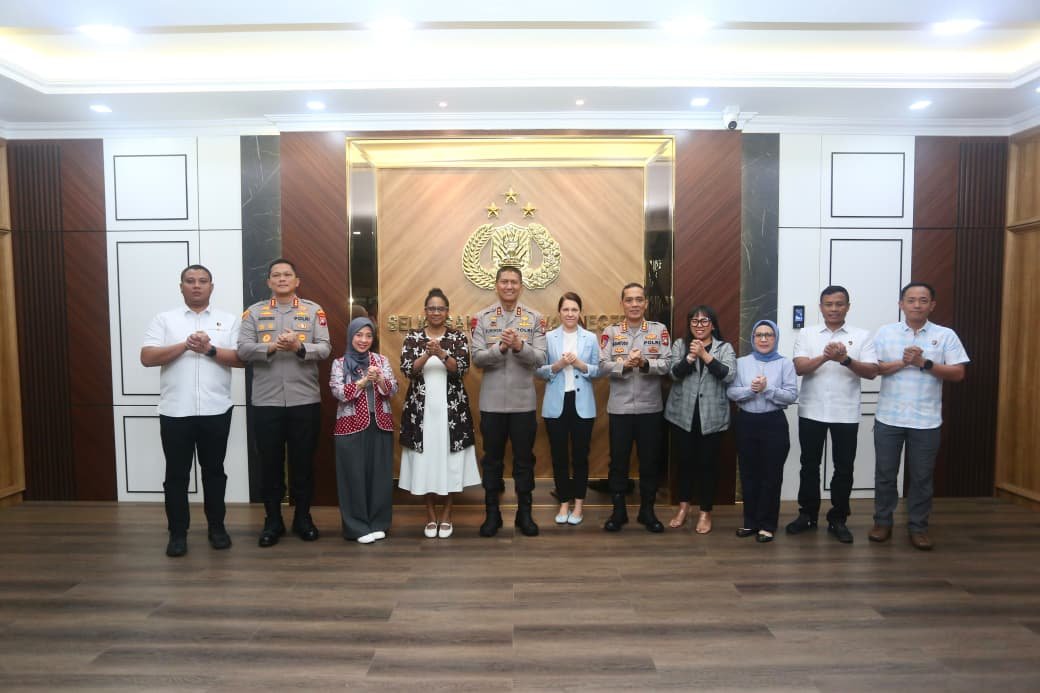 Kapolda Kepri Terima Kunjungan Kedubes AS, Bahas Pemberantasan TPPO dan Penipuan Daring Kapolda Kepri Terima Kunjungan Kedubes AS, Bahas Pemberantasan TPPO dan Penipuan Daring