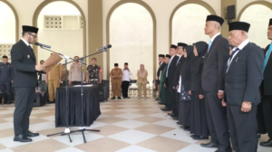 Bupati Bandung Barat Tekankan Potensi Desa Usai Lantik 16 BPD Lembang 